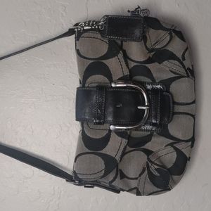 VINTAGE COACH BAG WITH COA